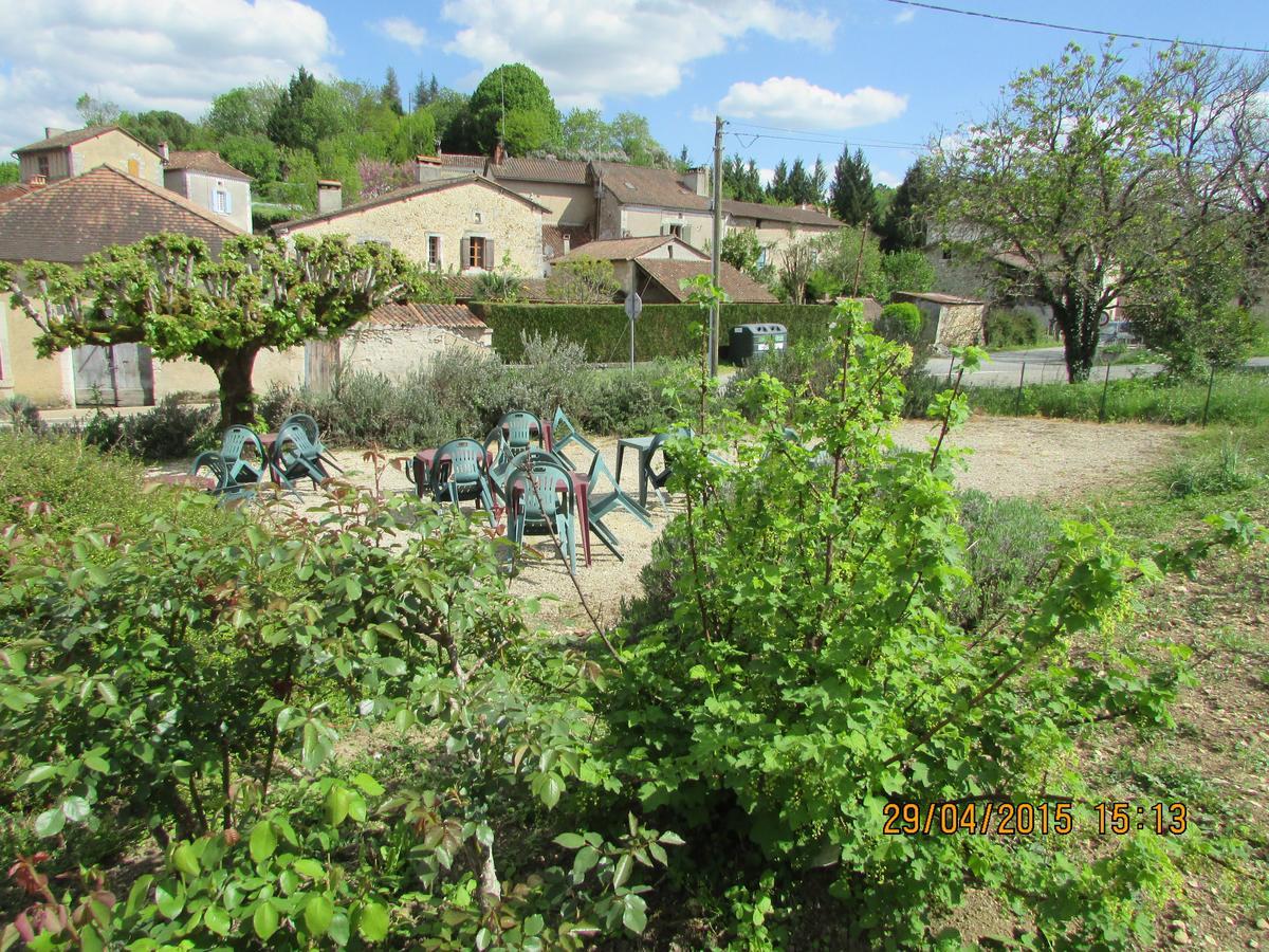 Hotel Le Relais Du Chateau Grignols  Exterior foto